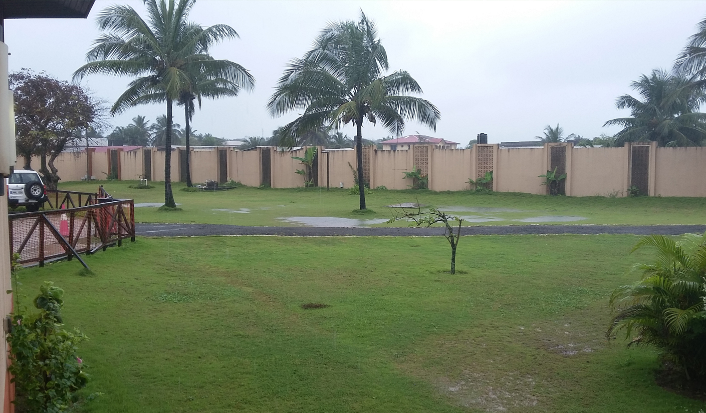 Pluie-a%CC%80-Monrovia.jpg?67f4e5